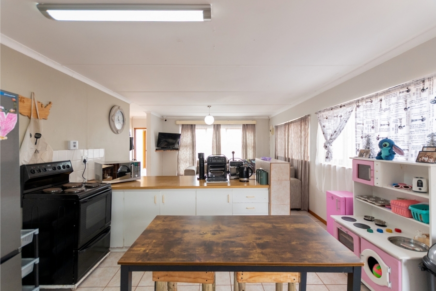3 Bedroom Property for Sale in Vredenburg Western Cape